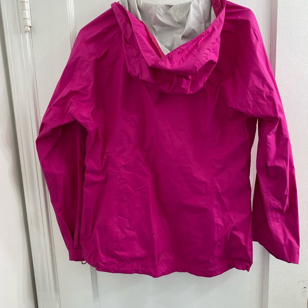 Women’s Columbia rain jacket - Picture 3 of 4